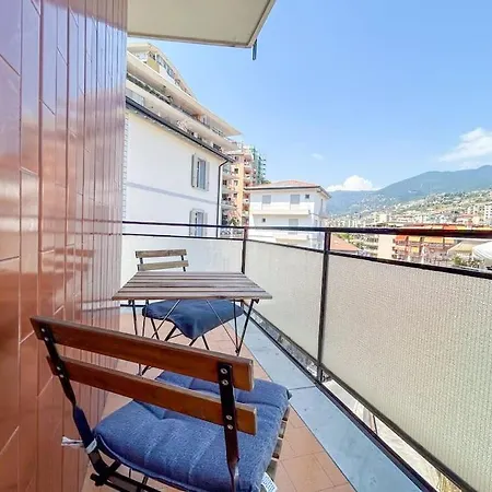 Appartement Modern Studio With Terrace - 19 San Remo